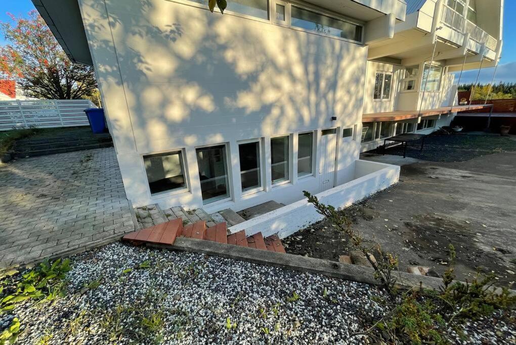Cozy Centrally Located In Reiquiavique